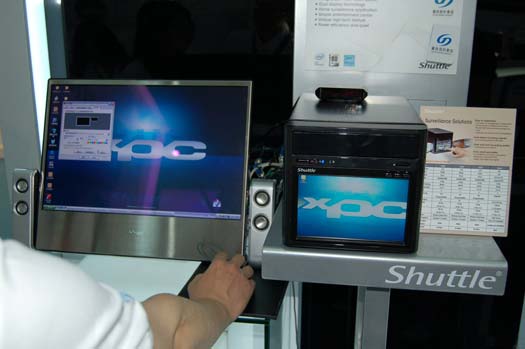 Shuttle Introduces the D10 Digital Home Appliance